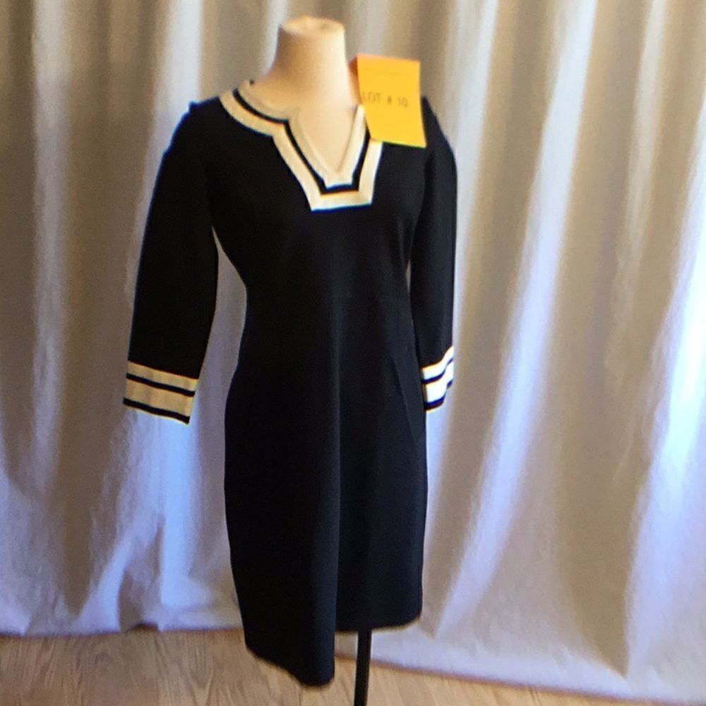 LANDS END long sleeve dress in black size 6